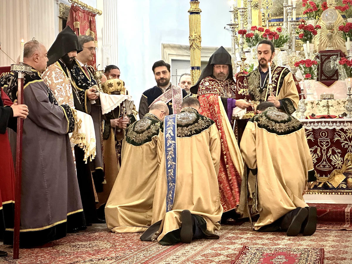 Տօնուեցաւ Լուսաւորիչ Երգչախումբի 95-ամեակը